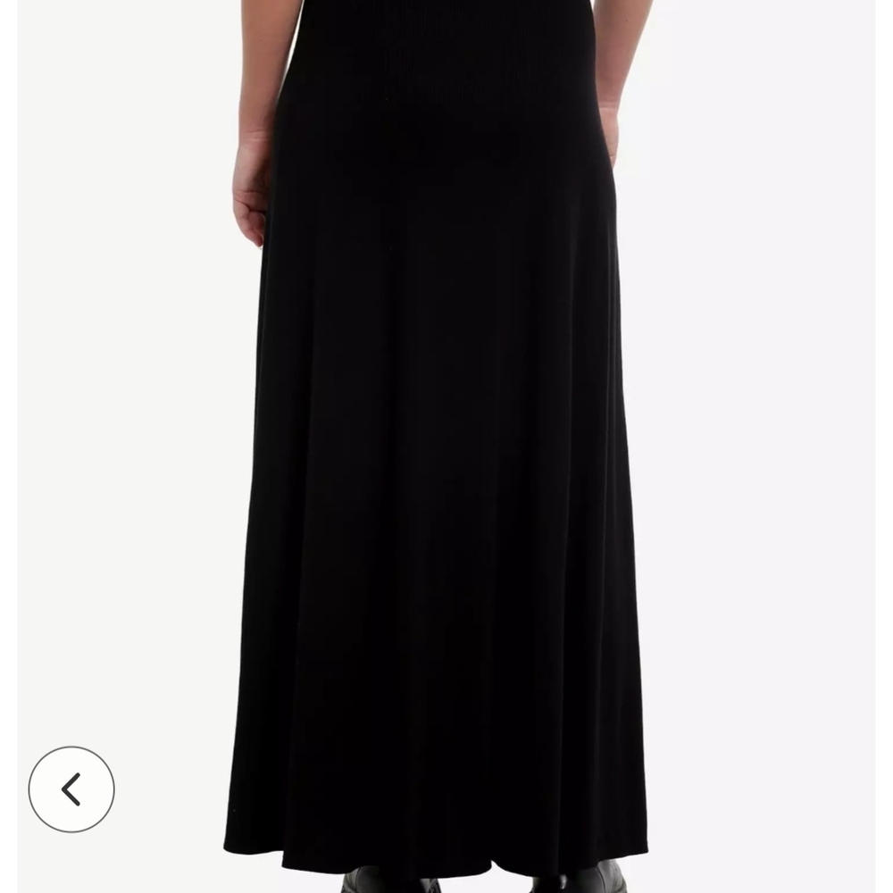 Elegant Black Lace-Up Maxi Skirt - Picture 2 of 2